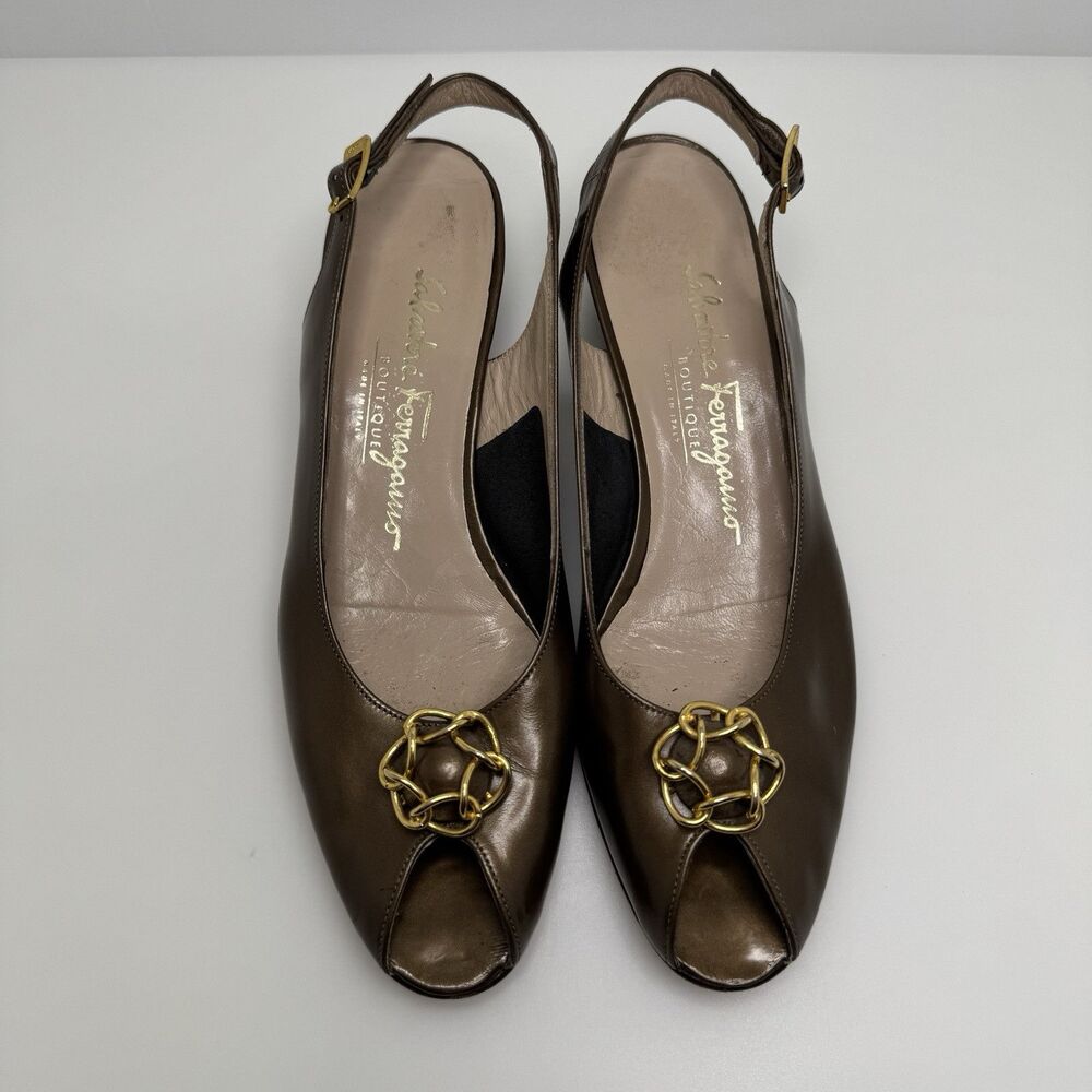 Salvatore Ferragamo Sling Back Peep Toe Low Heels Pumps Size 7.5 AAAA 4A Narrow